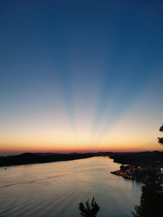 Antini Trudi Apartment Sibenik Bagian luar foto
