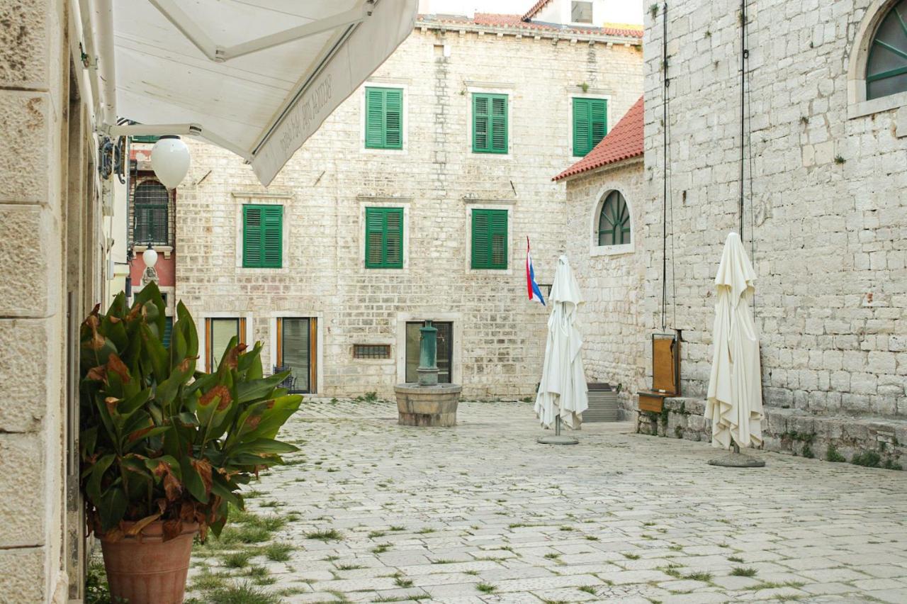 Antini Trudi Apartment Sibenik Bagian luar foto