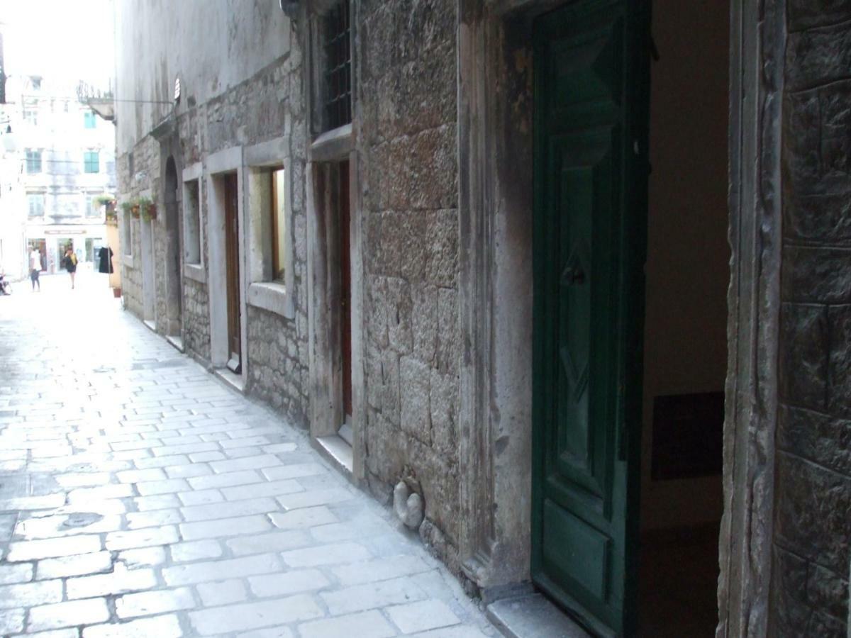 Antini Trudi Apartment Sibenik Bagian luar foto